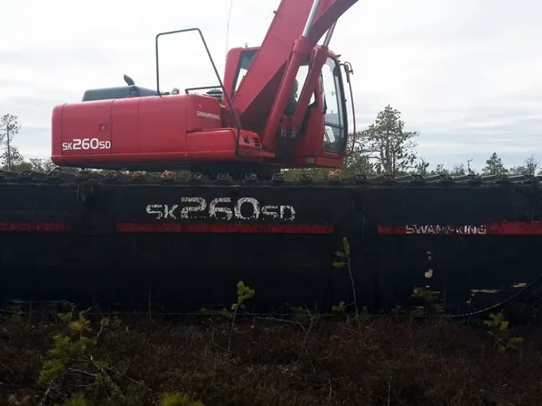 Экскаватор-амфибия Swampking SK260