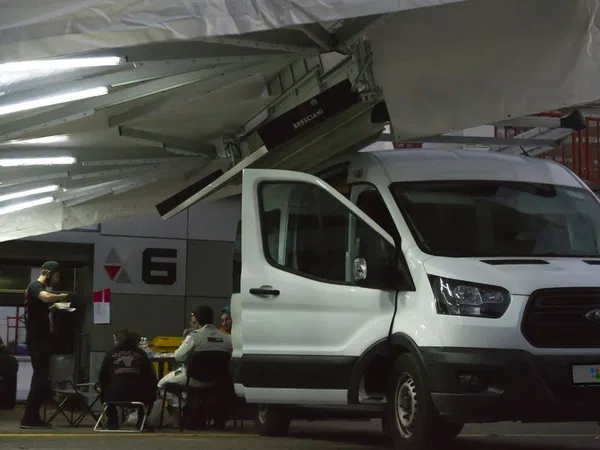 Передвижная мастерская FORD Transit автомастерская