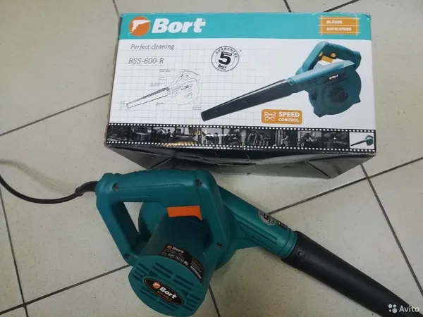 Воздуходувка Bort BSS-600-R