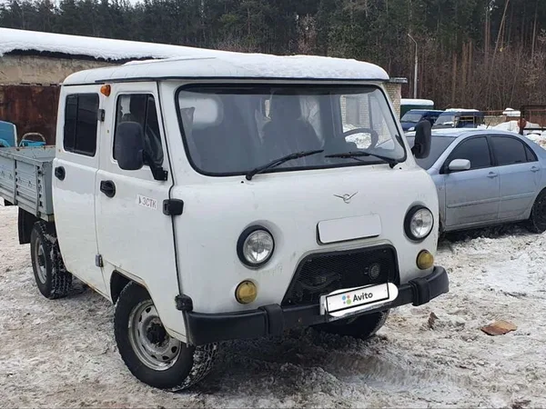 Бортовой автомобиль УАЗ 3909