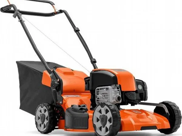 Газонокосилка Husqvarna LC 153P