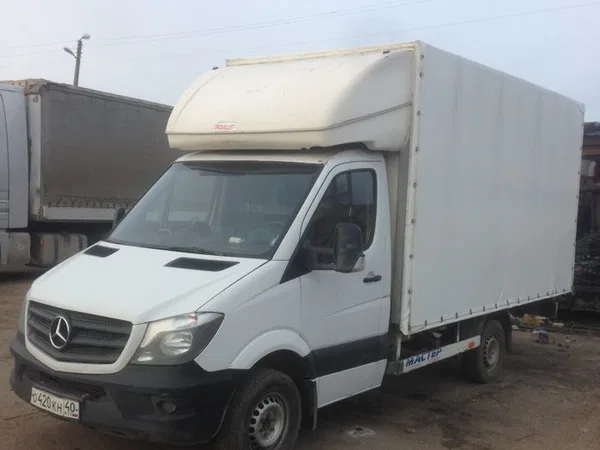 Тентованный автомобиль Mercedes-Benz Sprinter
