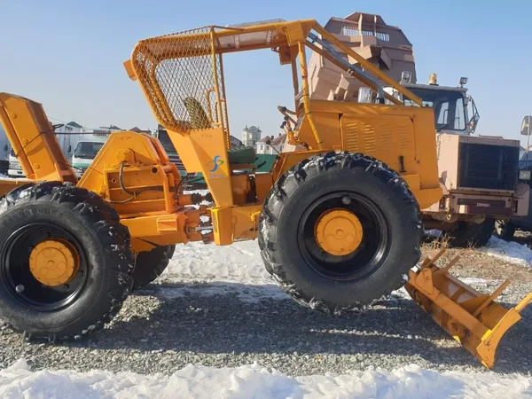 Трелёвочный трактор Iwafuji T30