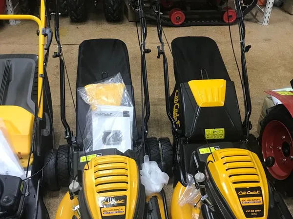 Газонокосилка Cub Cadet