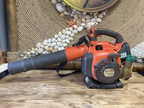 Воздуходувка Husqvarna 125 BV