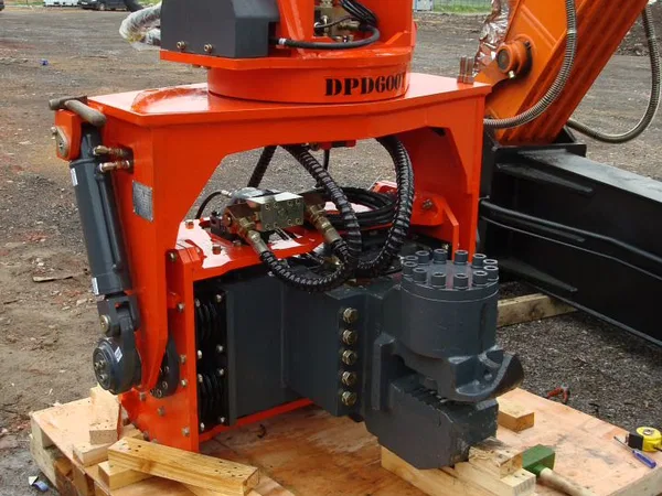 Вибропогружатель Daedong DPD600Т