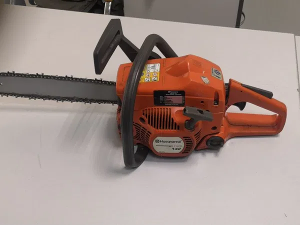 Цепная пила Husqvarna SE-561 82
