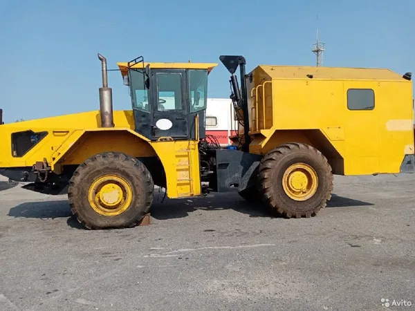 Передвижной сварочный агрегат Кировец К-706С-АС