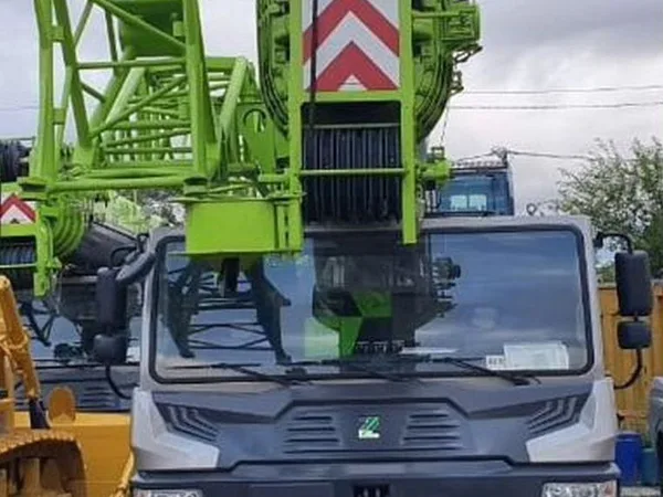 Автокран Zoomlion ZTC800V
