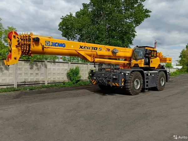 Самоходный кран XCMG XCR70