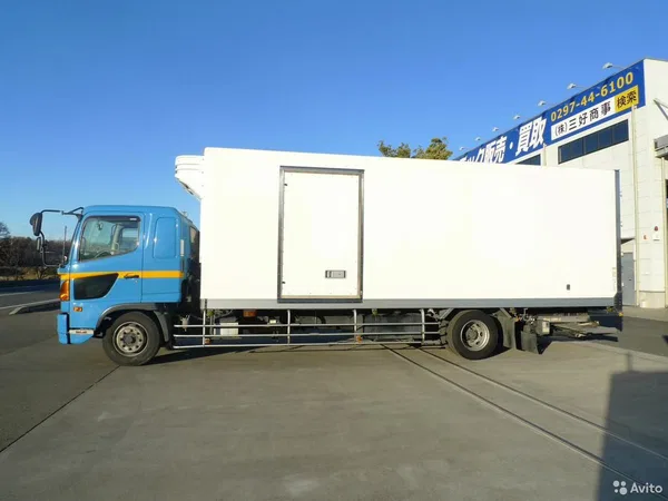 Рефрижератор Hino 500 (Ranger)
