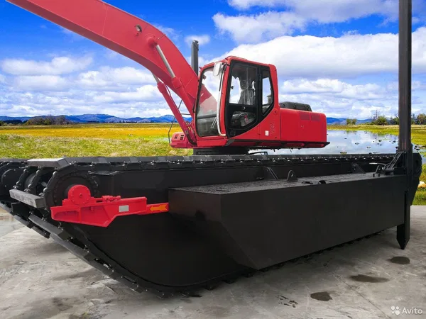 Экскаватор-амфибия Swampking SK400SDS-4