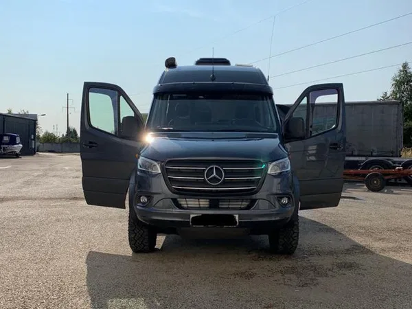 Автодом Mercedes-Benz Sprinter 319 I 4x4