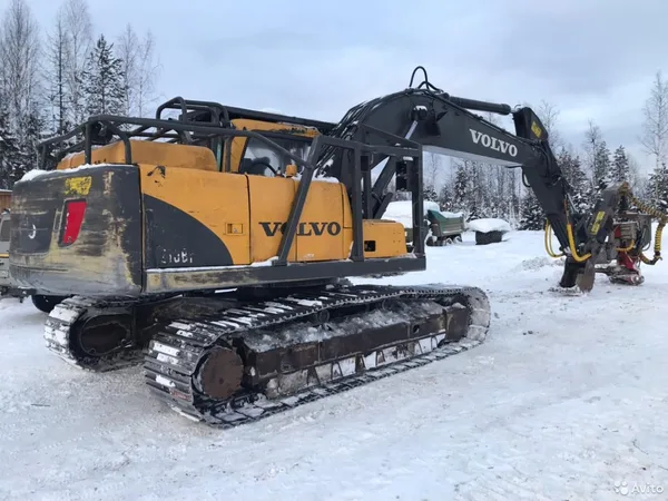 Гусеничный харвестер Volvo EC210BF Prime