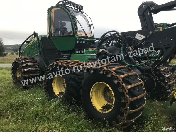Колесный харвестер John Deere 1470E