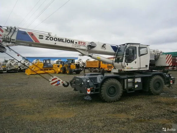 Самоходный кран Zoomlion RT35