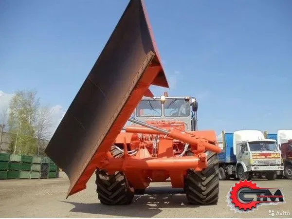 Колесный бульдозер Кировец ДМ-15