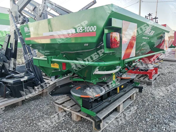 Разбрасыватель удобрений LBR GS-1000