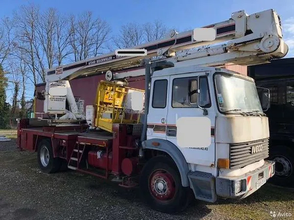 Автовышка Iveco Magirus
