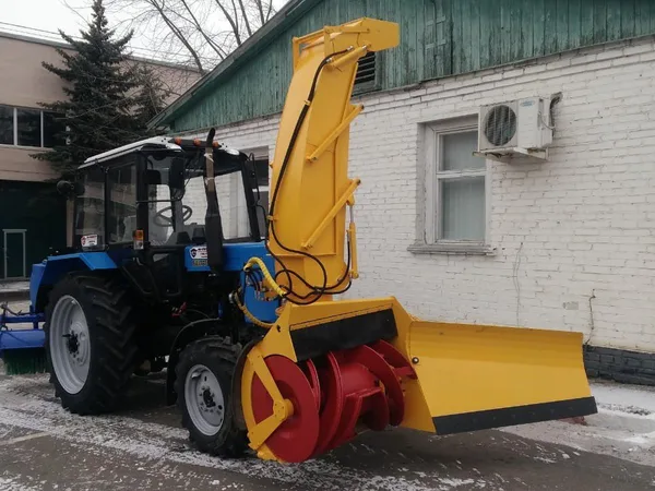 Снегоуборочная машина МУП-351 ГР-01