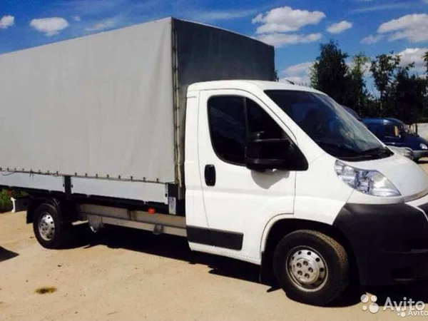 Тентованный автомобиль Citroen Jumper