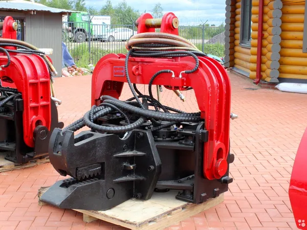 Вибропогружатель Jisan JSP250