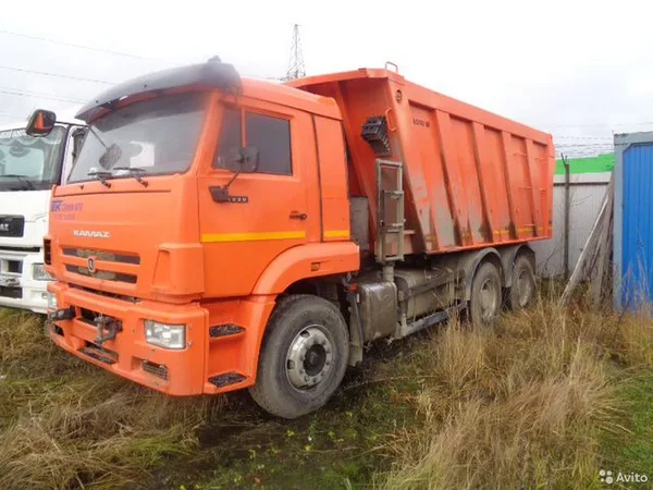 Самосвал КамАЗ 6520