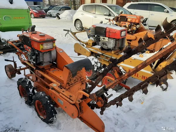 Траншеекопатель Kubota F40m