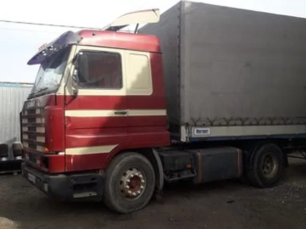 Седельный тягач Scania R113M