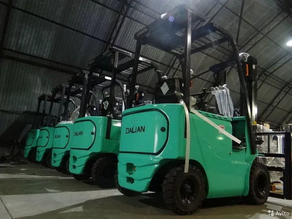 Вилочный электропогрузчик Dalian CPD10HB