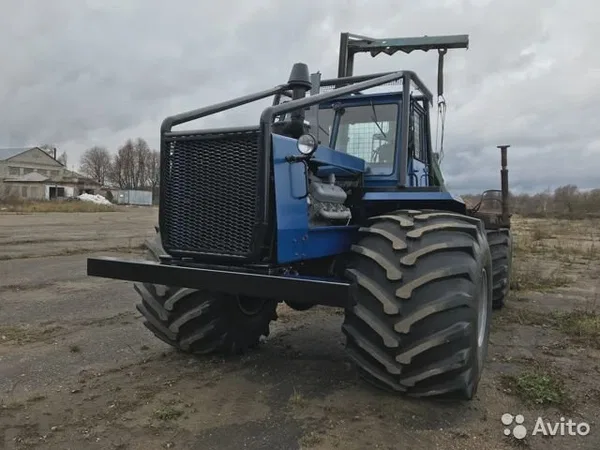Промышленный тягач ХТЗ К 700