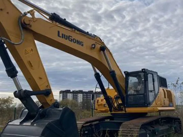 Гусеничный экскаватор LiuGong CLG950E