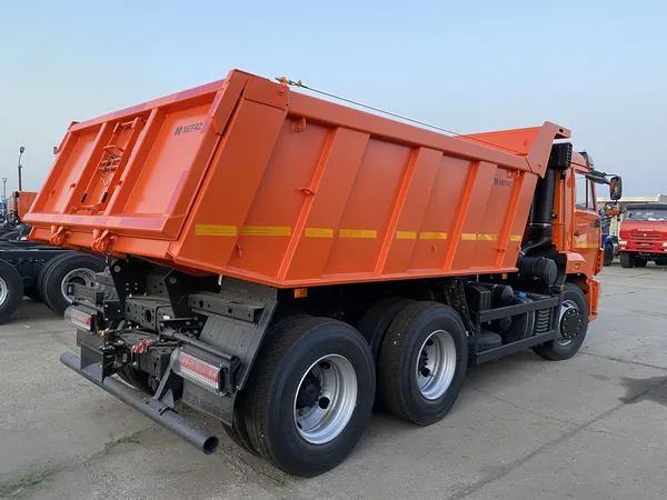 Самосвал КамАЗ 65115