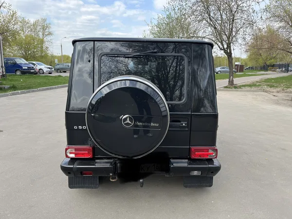 Бронированный автомобиль Mercedes-Benz G500