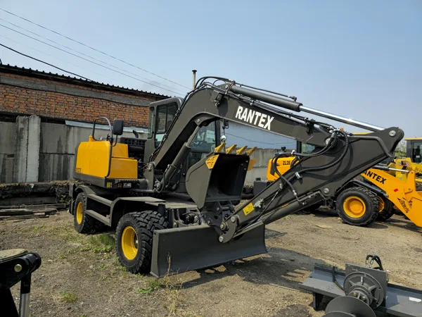 Колесный экскаватор RANTEX XYC75