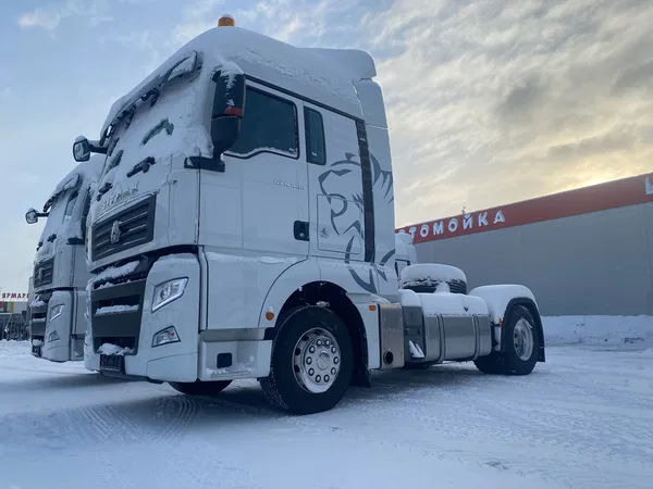 Седельный тягач Sitrak C7H