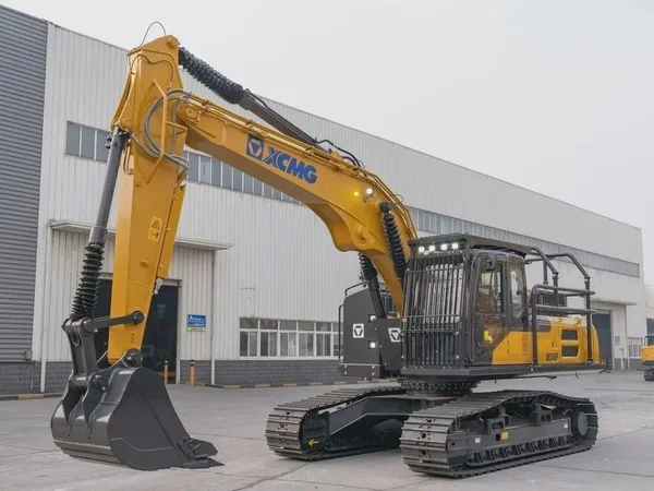 Гусеничный харвестер                                                         XCMG                                                     XE245F