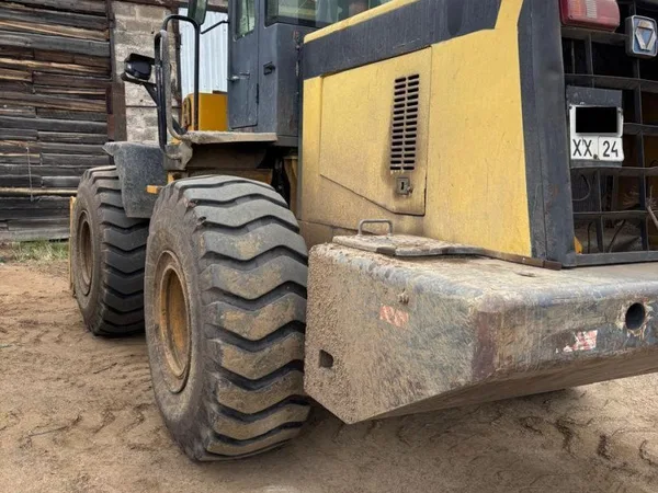 Фронтальный погрузчик XCMG LW500FN