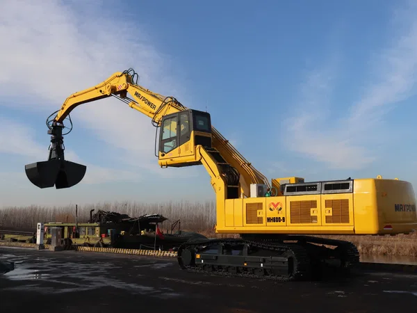 Гусеничный перегружатель Maxpower MH600.9