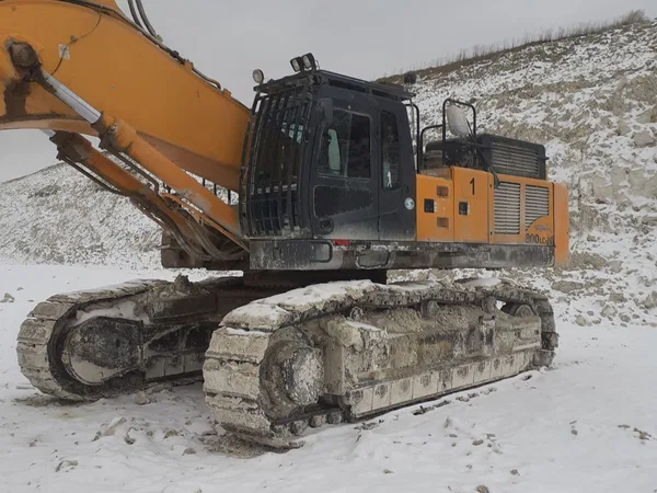 Гусеничный экскаватор                                                         Hyundai                                                     R 800LC-7A