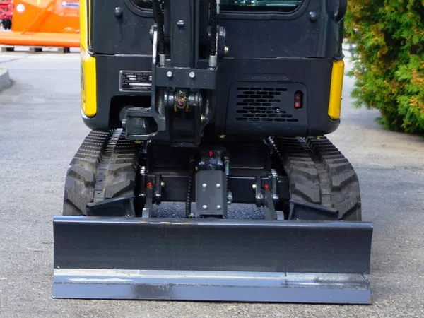 Мини-экскаватор Maxpower ME18.9