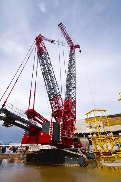 Гусеничный кран Liebherr LR 1350