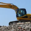 Гусеничный экскаватор JCB JS210LC