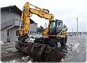 Колесный экскаватор JCB 160