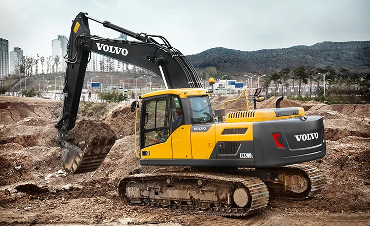 Гусеничный экскаватор Volvo EC220DL