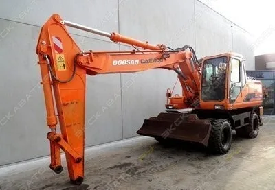 Колесный экскаватор DOOSAN DX210W