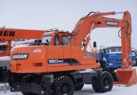 Колесный экскаватор DOOSAN 180WV