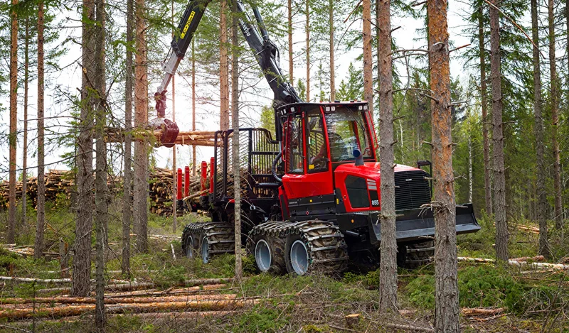 Форвардер Komatsu 855