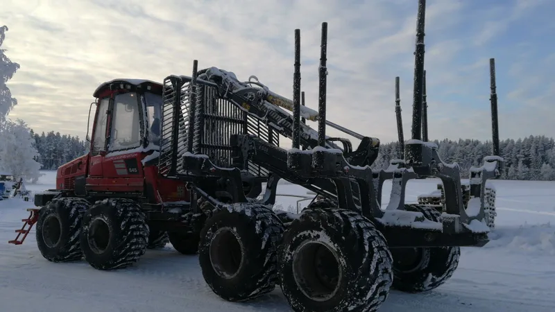 Форвардер Komatsu 845