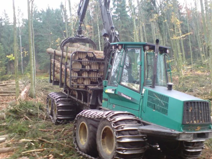 Форвардер TimberJack 1110C